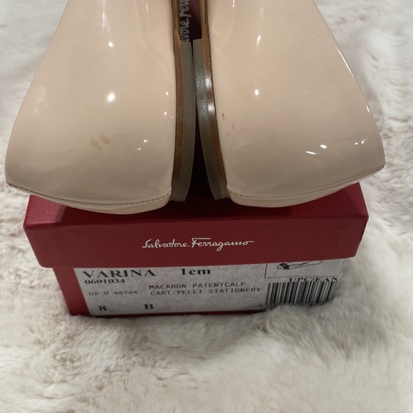 Ferragamo Varina Ballet Flat in Macaron Patent Calf - Picture 5 of 8